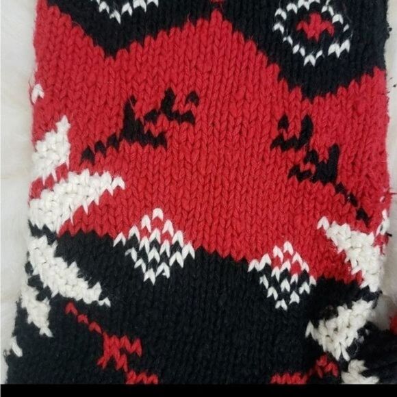Vintage 90s Cozy Red Black Knit Snowflake Sweater - Picture 6 of 10